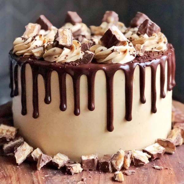 Raw Snickers Cake - Planning With Kids