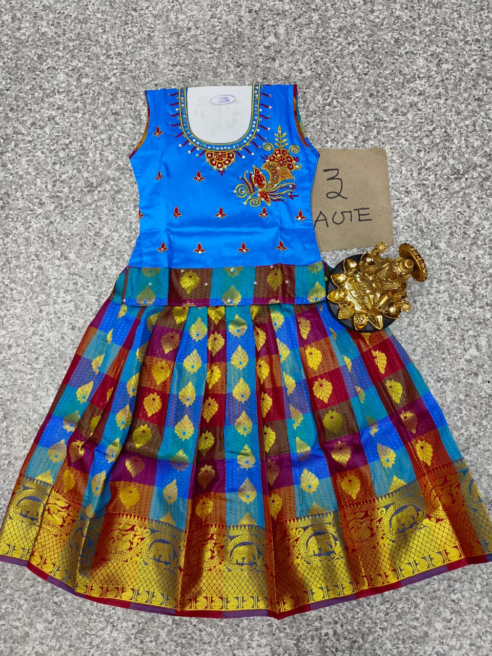 woolen Blue 1 - 3 Years Baby Frock, Size: 20 at Rs 2000 in Pune | ID:  23381613533